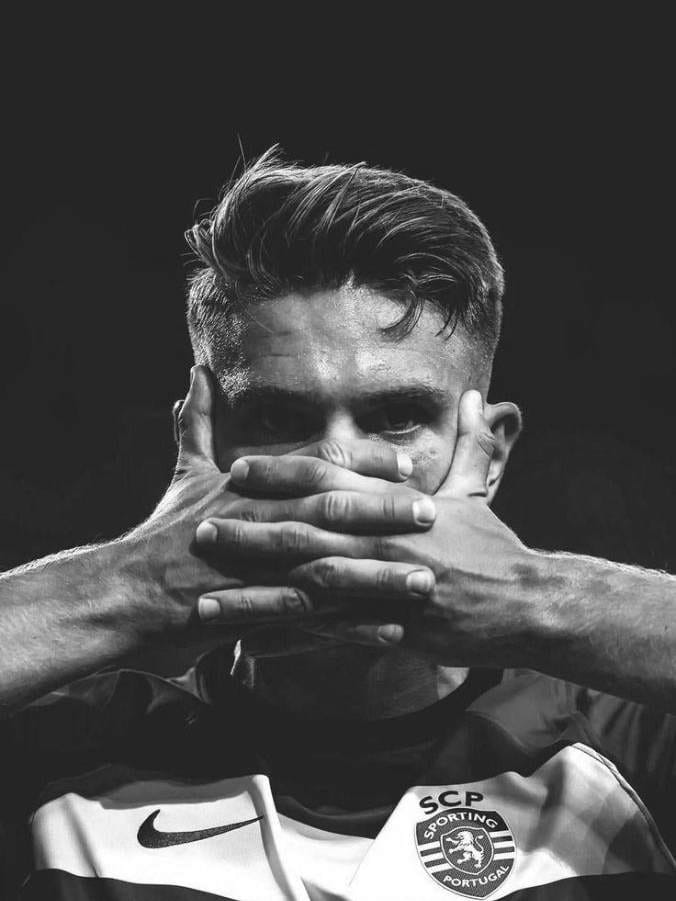 FIVE SLEEVE COLLAR JERSEYS