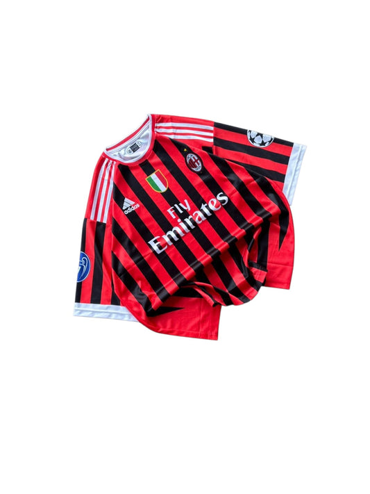 AC MILAN GATTUSO 8 2011/12 HOME KIT