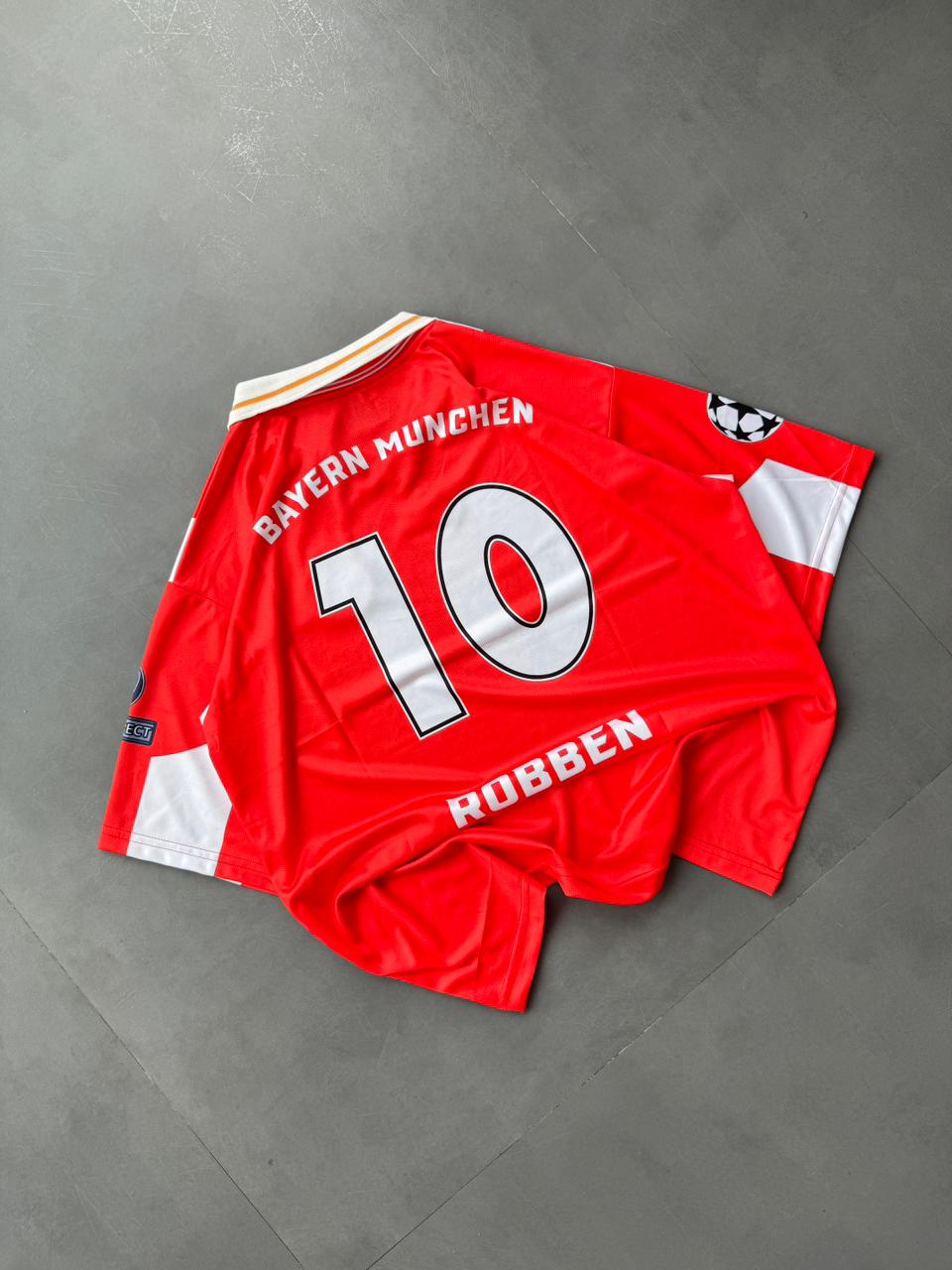 BAYERN MUNICH ROBBEN 10 2010/11 KIT